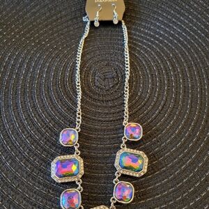 Paparazzi Iridescent Gem Necklace